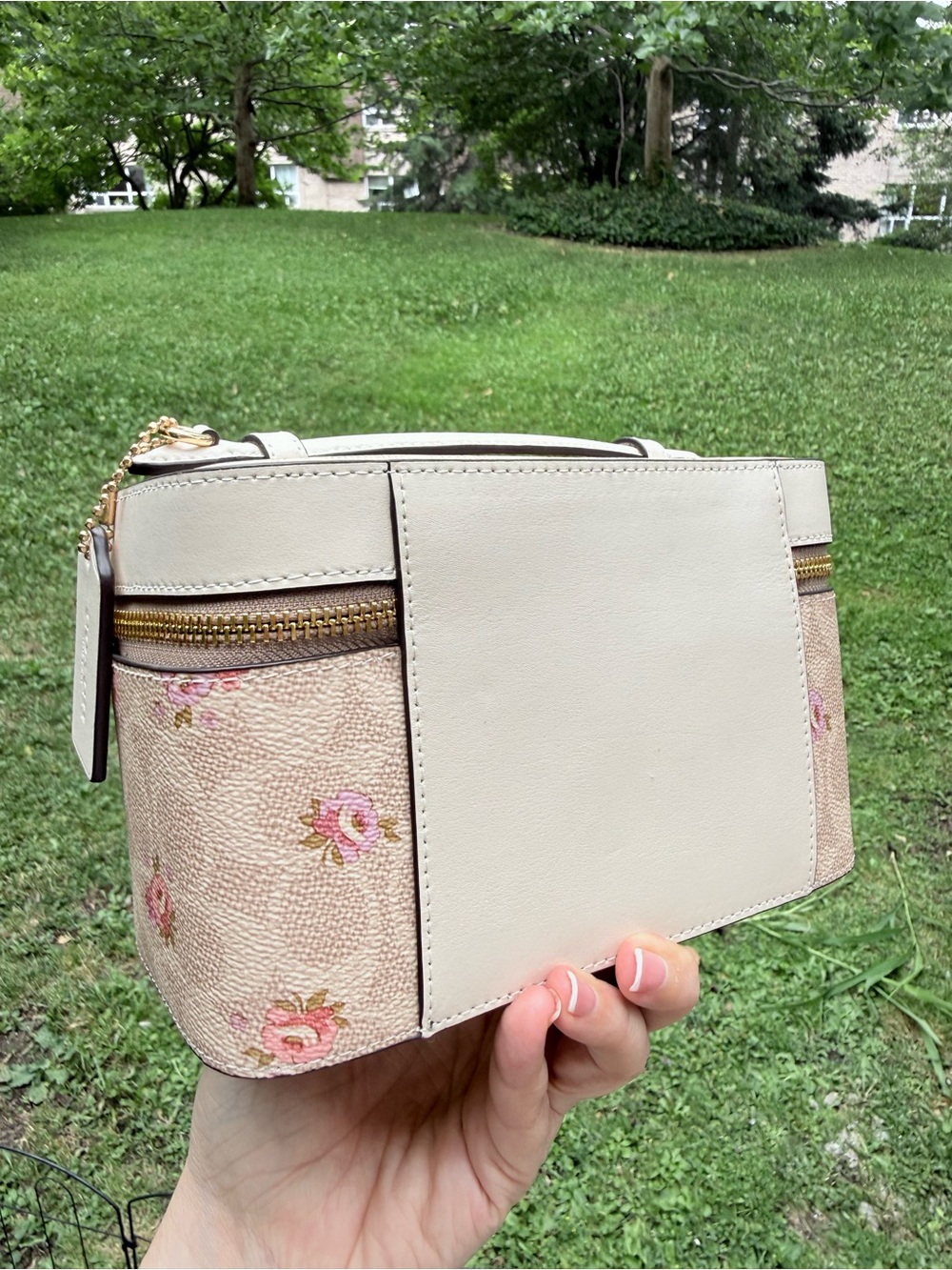 Coach Cosmetic Case In Signature Canvas With Floral Print - Picture 4 of 12